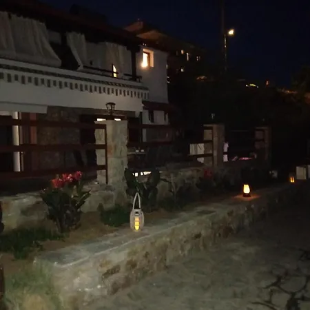 Irene Traditional Aparthotel