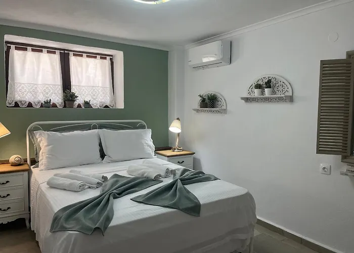 Irene Traditional 4*